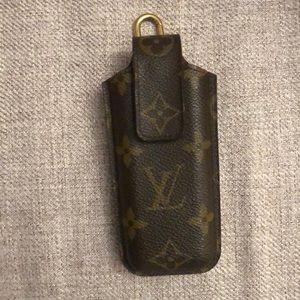 Authentic Louis Vuitton vintage cell phone holder